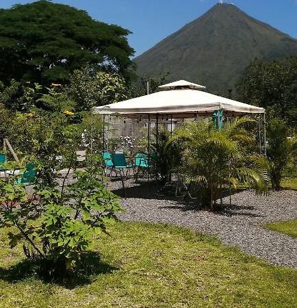 Chongos Place Hotel La Fortuna Exterior foto